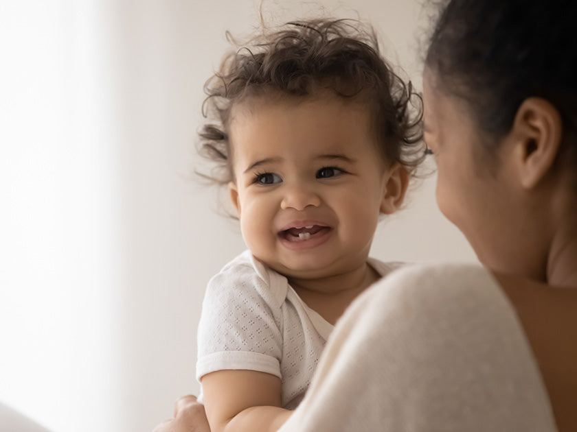 Comment soulager bébé pendant la poussée dentaire ?